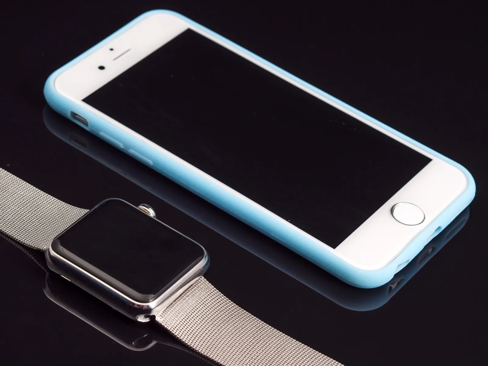Develop The Habit Of Leaving Mobile Devices Out of The Bedroom